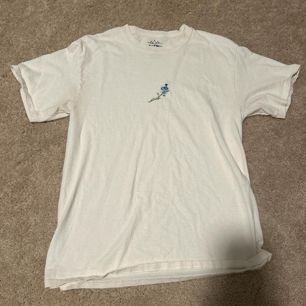 urban outfitters - medium cream/white shirt